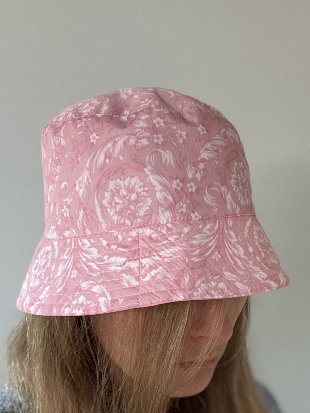 Versace reversible bucket hat